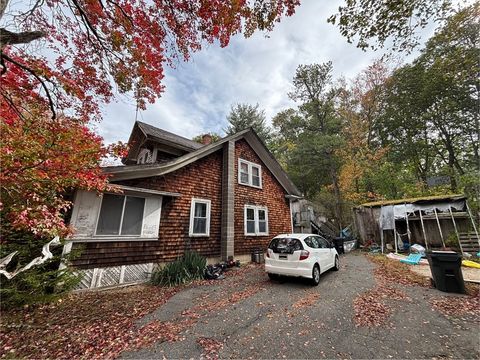 14 Fairview Ave Amesbury MA 01913