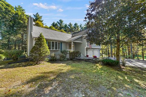 11 Fox Run Townsend MA 01474