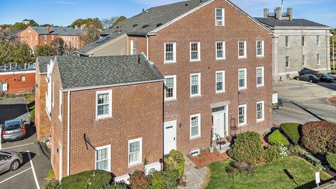 30-32 Water Street 4 Newburyport MA 01950