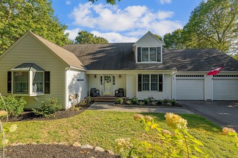 15 Old County Rd Falmouth MA 02556