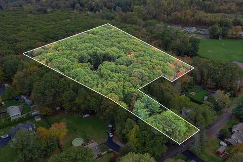 0 Hawthorne St Leicester MA 01524