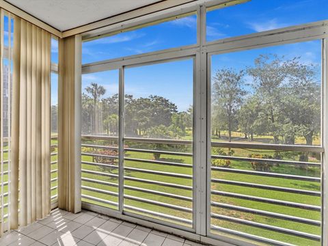 625 S Oaks Dr 305 Pompano Beach FL 33069