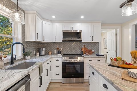 420 Queen Lake Road Phillipston MA 01331