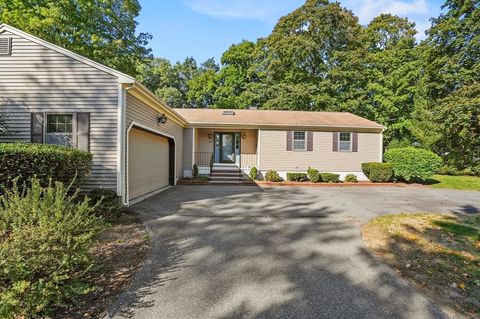 15 Fieldstone Drive Brockton MA 02301