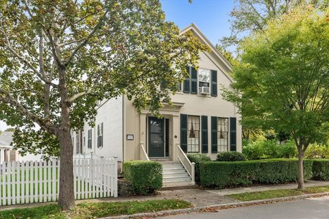 121 Green St Fairhaven MA 02719