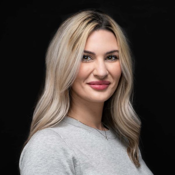 Cristina-Coppola-Headshot