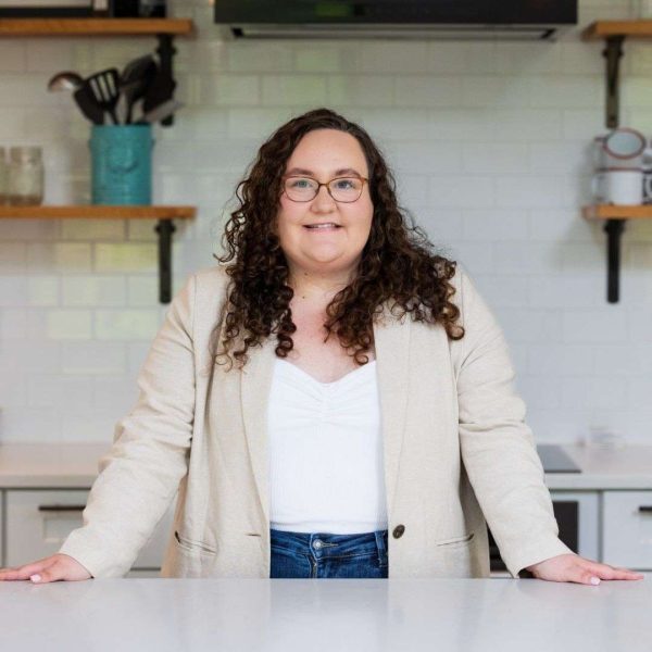 jessie downer headshot 0925