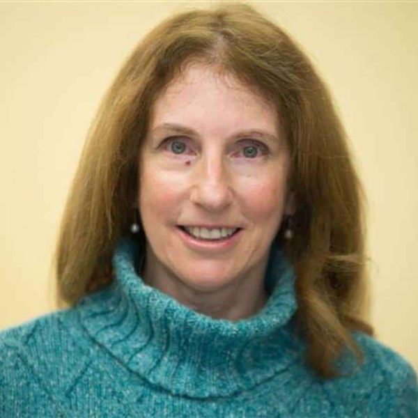 Joanne Perella headshot