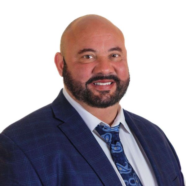 Joe Goncalo headshot