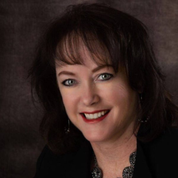 Julie Gerraughty headshot 1124