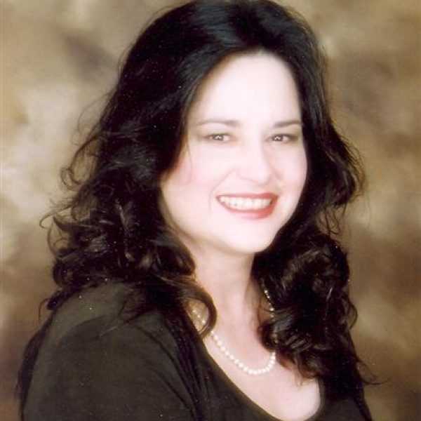 Lisa Nickerson Headshot