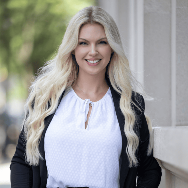 Tanya Taylor Headshot sq 1222